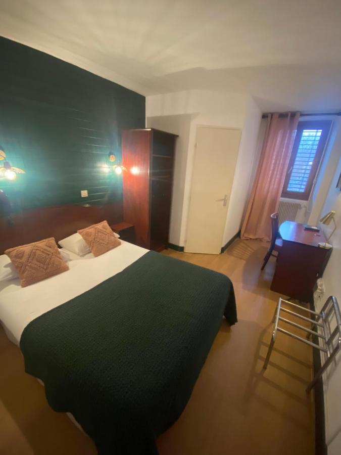 Grand Hotel De La Poste - Lyon Sud - Vienne Екстер'єр фото