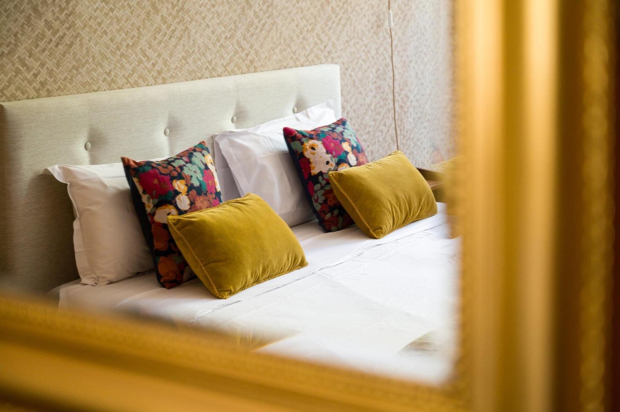 Grand Hotel De La Poste - Lyon Sud - Vienne Екстер'єр фото